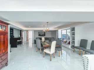 CASA EN VENTA CON 436 M²  DE TERRENO Y JARDÍN EN SANTA CRUZ GUADALUPE, PUEBLA