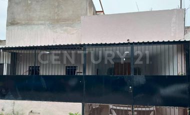 Casa en venta ,calle Estapilla 1236 Col. Oriental Colima Col.