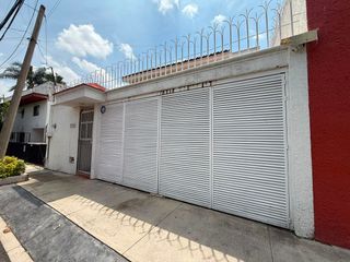 Casa en venta, muy bien ubicada cerca de Los Cubos