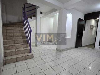 ¡Oportunidad Casa en Renta  cerca del Metro Constitución!
