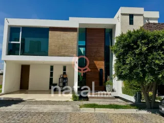 Casa en renta en Fraccionamiento Lomas de  Angelópolis, San Andrés Cholula, Puebla