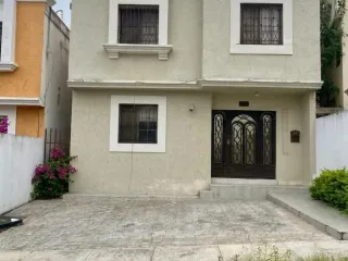 CASA LOMAS DEL PASEO MONTERREY SUR VENTA