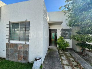 Casa En Renta En Alhambra Residencial, Zapopan.