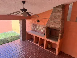 VENTA CASA ZONA LAZARO CARDENAS  MONTERREY