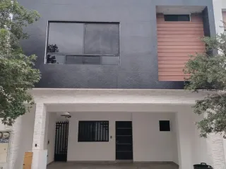 Casa en renta en Estancias Valle de Plata, Apodaca, Nuevo León
