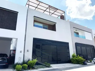 Casa en renta en Cumbres Madeira Francés, Monterrey, Nuevo León