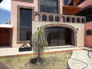 CASA EN RENTA EN BALCONES DE ACUEDUCTO  CON VISTA A LOS ARCOS, QUERETARO