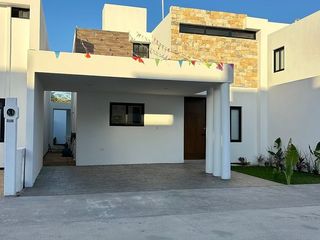 VENTA CASA EN TEMOZÓN  NORTE