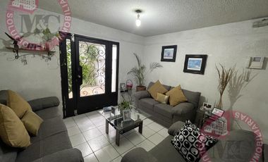 Casa en Venta con habitación en planta baja ubicada en fracc. Casa Blanca, Aguascalientes.