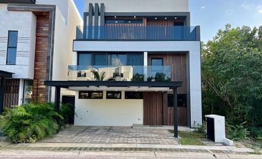 VENTA DE CASA EN RESIDENCIAL DE CANCÚN QUINTANA ROO