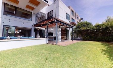 Venta  casa en Cumbres Santa Fe super moderna