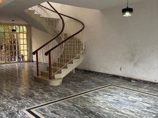 Casa sola en Colonia Rosedal. Coyoacán