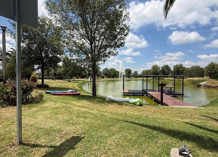 place photo 28