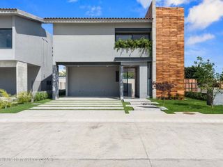 Casa en venta en Nuevo Vallarta dentro de exclusivo residencial Karakal