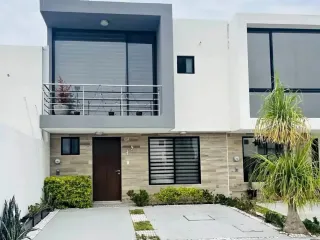 Casa en renta en Residencial el Refugio, Querétaro, Querétaro