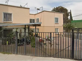 Casa en remate hipotecario en Bosques de Aragón, Nezahualcóyotl, México