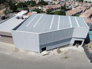 Bodega comercial en renta