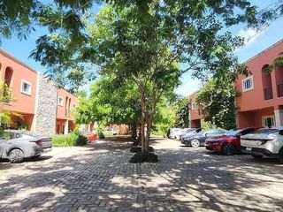 Renta Townhouse amueblado 2 Recamaras sodzil norte