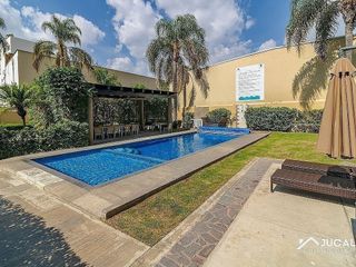 Casa en venta en coto con alberca en Av. Aviación, Solares,  Zapopan, Jalisco