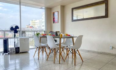 En Venta Departamento Remodelado con Tres Recamaras y Balcon