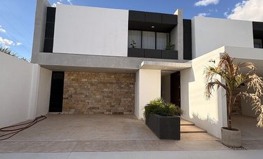 EN VENTA, CASA EN CHOLUL FAMILY RESIDENCES YUCATAN