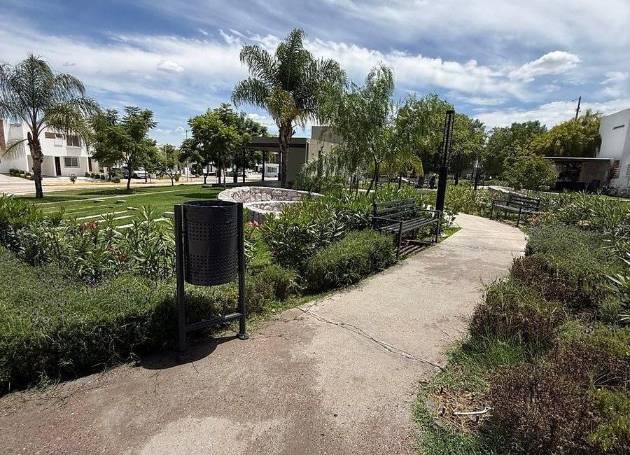 place photo 35