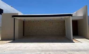 Casas(270) en Venta en privada Rocio Country Living, Tamanché, Mérida.