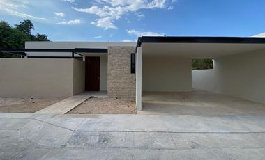Última Casa(220) en Venta en privada Rocio Country Living, Tamanché, Mérida.