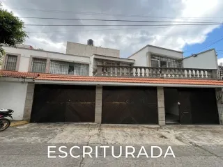 Casa en Venta para Entrega Inmediata | 4 Recámaras | 3 Estacionamientos | 274 m² de Construcción