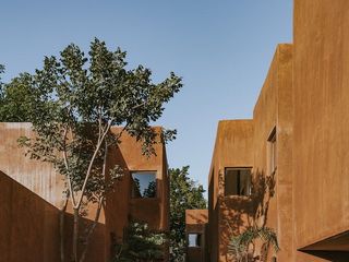 VILLA DE LUJO CENTRO DE MERIDA EN PRIVADA