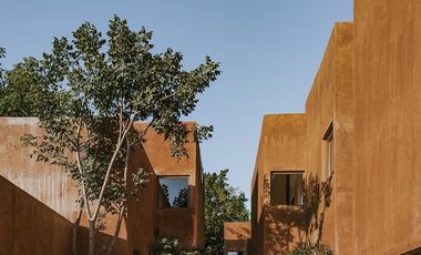 VILLA DE LUJO CENTRO DE MERIDA EN PRIVADA