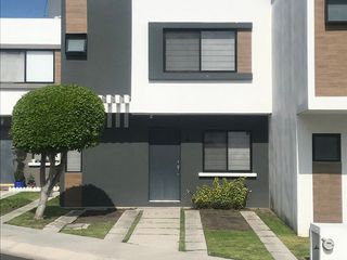 Casa en Renta Zákia, El Marqués, Querétaro