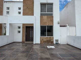 Casa en Venta | 📍Residencial Viña Antigua (Del Virrey)