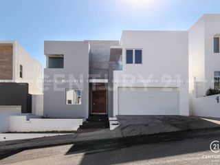 CASA EN RENTA EN BOSQUES DE SAN FCO. CHIHUAHUA, CHIH.