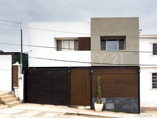 CASA AMUEBLADA EN RENTA EN COL. JARDINES DEL SANTUARIO CHIHUAHUA, CHIH.