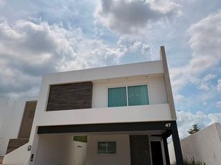 Casa en Venta en Residencial Benevento Modelo Alboran