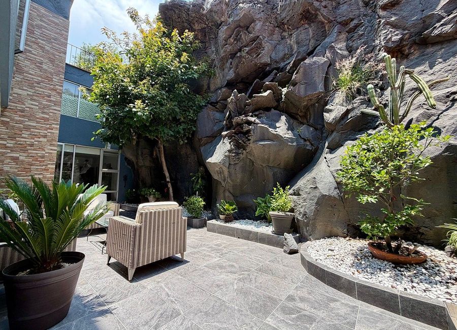 place photo 44