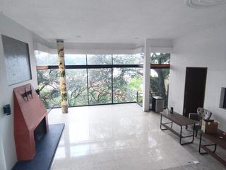 Casa en Renta, Lomas Anáhuac con Gran Terreno