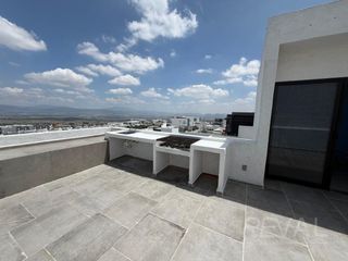 Casa en Venta o Renta 4 recámaras con Roof Garden cerca a la Anahuac en zibatá