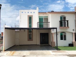Casa en condominio en renta en Rancho Santa Mónica, Aguascalientes