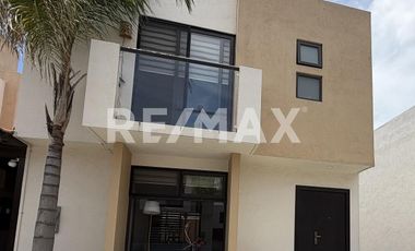 Venta!!! Casa Modelo Hondarribia, Villa Valdivieso, Puerta Real II, corregidora.