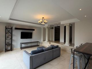 CASA EN RENTA, TECAMACHALCO EXCELENTE OPORTUNIDAD CON 9 HABITACIONES