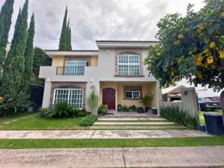 Casa en renta en Jardín Real, Zapopan, Jalisco