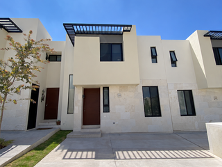 CASA EN VENTA EN ZIBATÁ, QUERÉTARO
