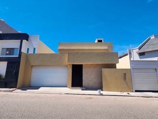Se vende casa nueva de 3 recámaras en Fracc. Las Palmas, Tijuana