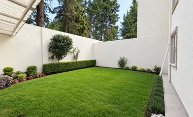 CASA EN CONDOMINIO CON JARDIN EN METEPEC EN VENTA