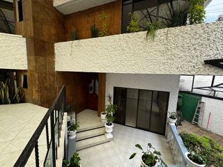 Excelente Casa en Renta | 4 Recámaras, Family Room y Gran Patio