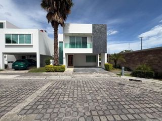 Casa en Renta – Puebla Blanca