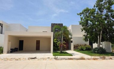 🏡 CASA BARTON | PRIVADA ENTRE PARQUES, CONKAL