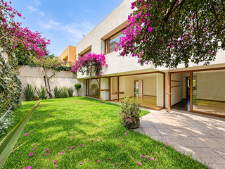 CASA CON JARDIN EN RENTA EN PRIVADA PARQUES DE LA HERRADURA